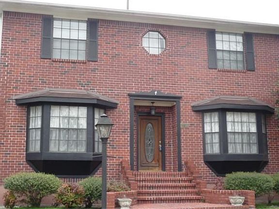 5th image of 2730 Blue Jay Cir