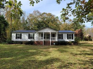 213 Jenkins Rd, Jacksonville, NC 28540