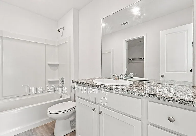 2906 Millikan Dr — Photo 34