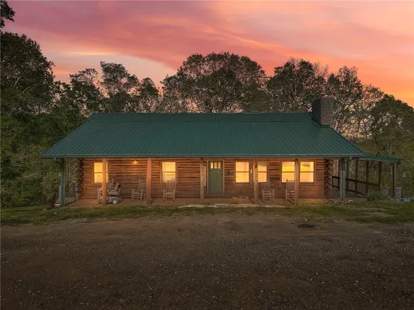 1288 Reavesville Rd, Bowdon, GA 30108