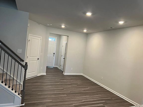 2nd image of 1044 Gemma Dr