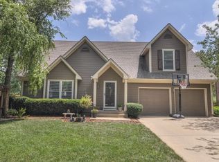 8029 Hall St, Lenexa, KS 66219