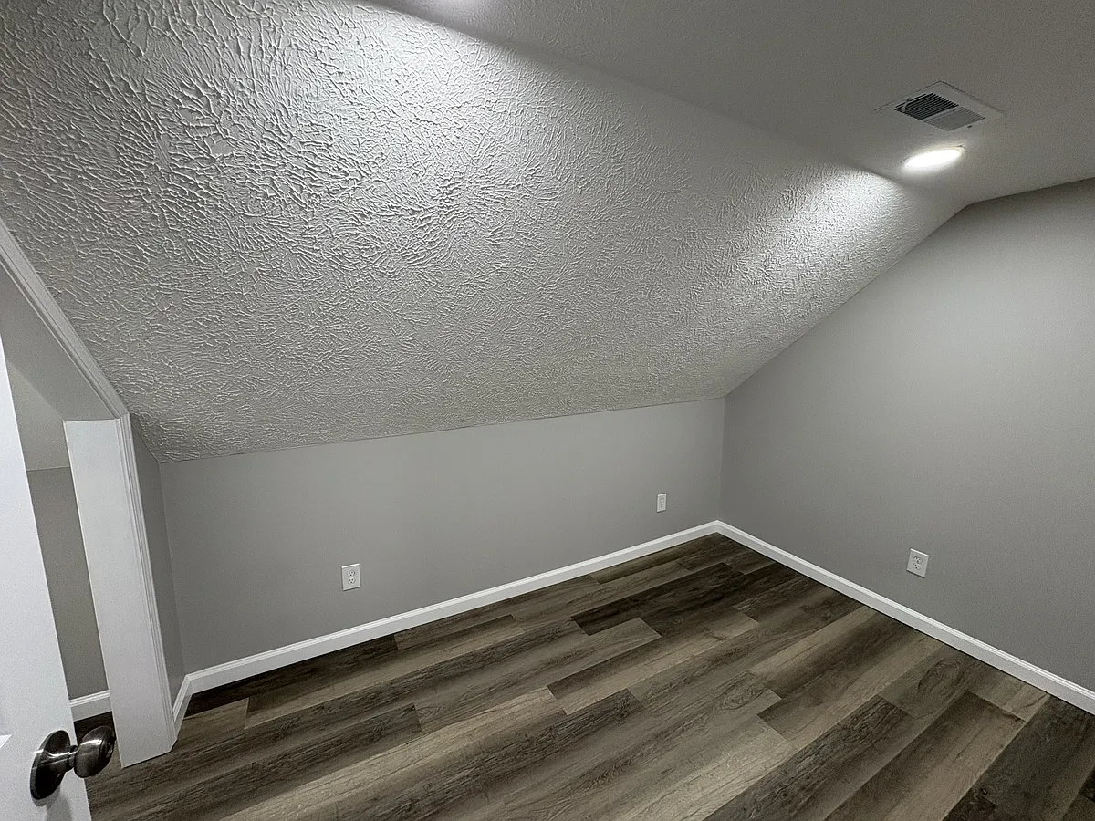 Building Photo - 103 N 1st Ave #1