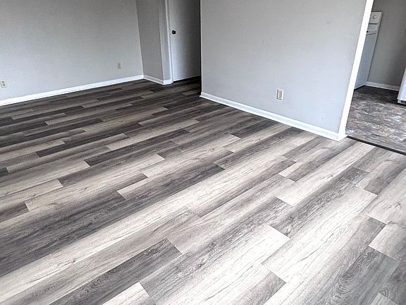 5th image of 910 E Jolly Rd #7