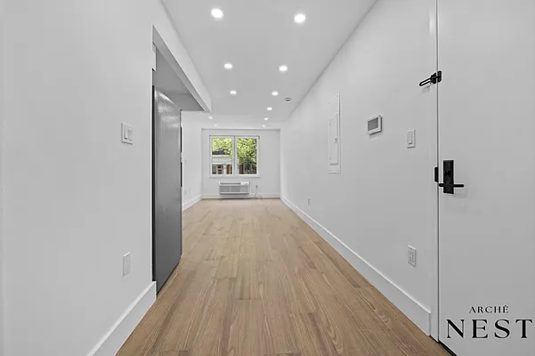 Rented by Arche Nest LLC | media 24