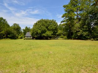 22 Sherrill Ln, Round O, SC 29474