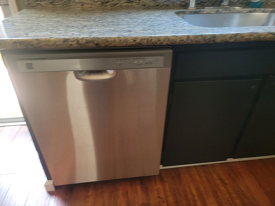 Dishwasher included!
