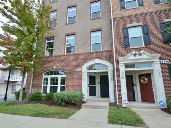 904 Hall Station Dr APT 104, Bowie, MD 20721