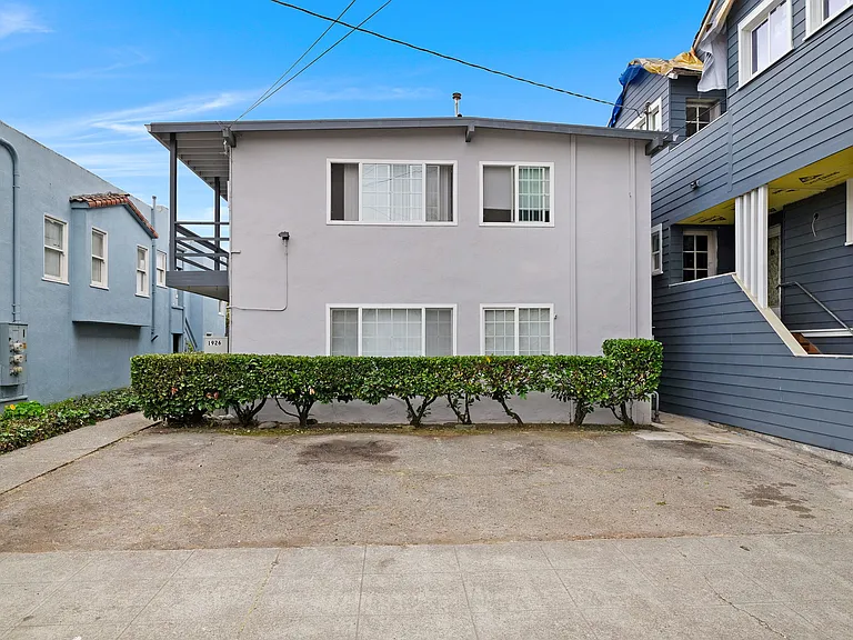 1926 Alcatraz Ave #6 — Photo 1