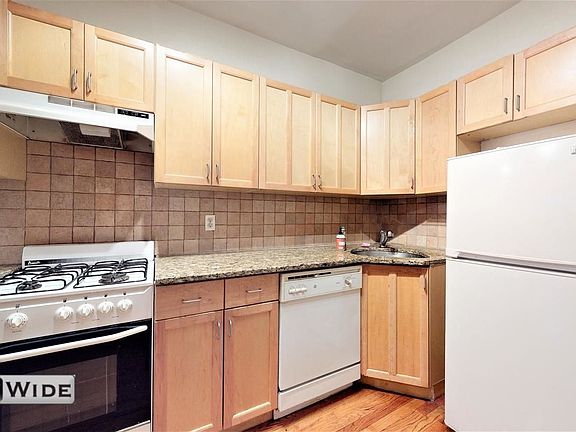 5th image of 320 E 73rd St APT 1RW