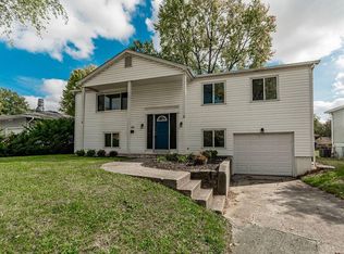 1864 Woodcrest Rd, Columbus, OH 43232