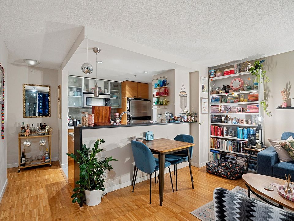1st image of 33 Smithe St #1901