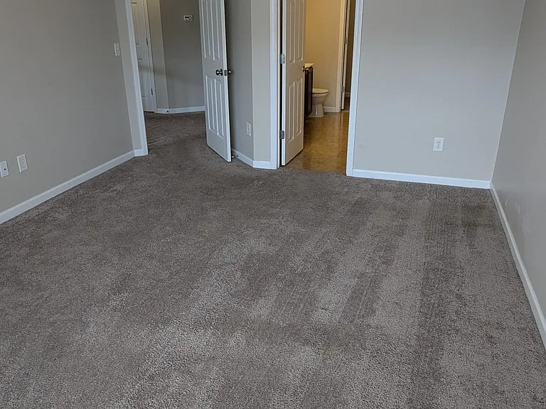 1058 Ashmore Dr — Photo 20