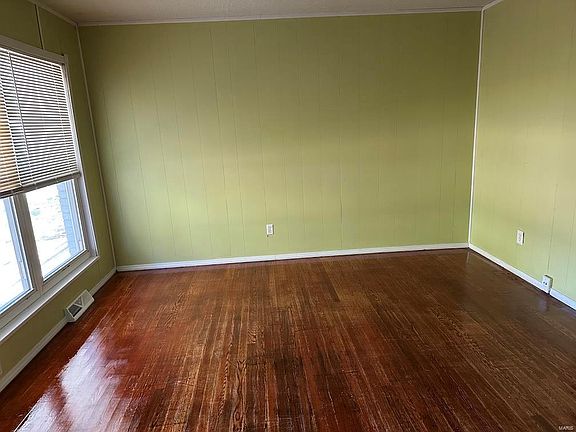 2nd image of 725 Paul Ave
