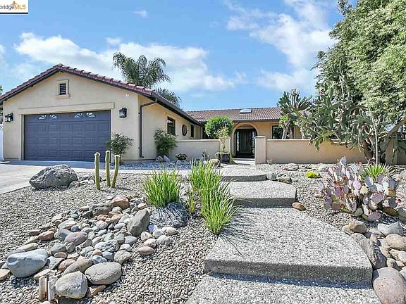 5th image of 4280 Thornhill Way