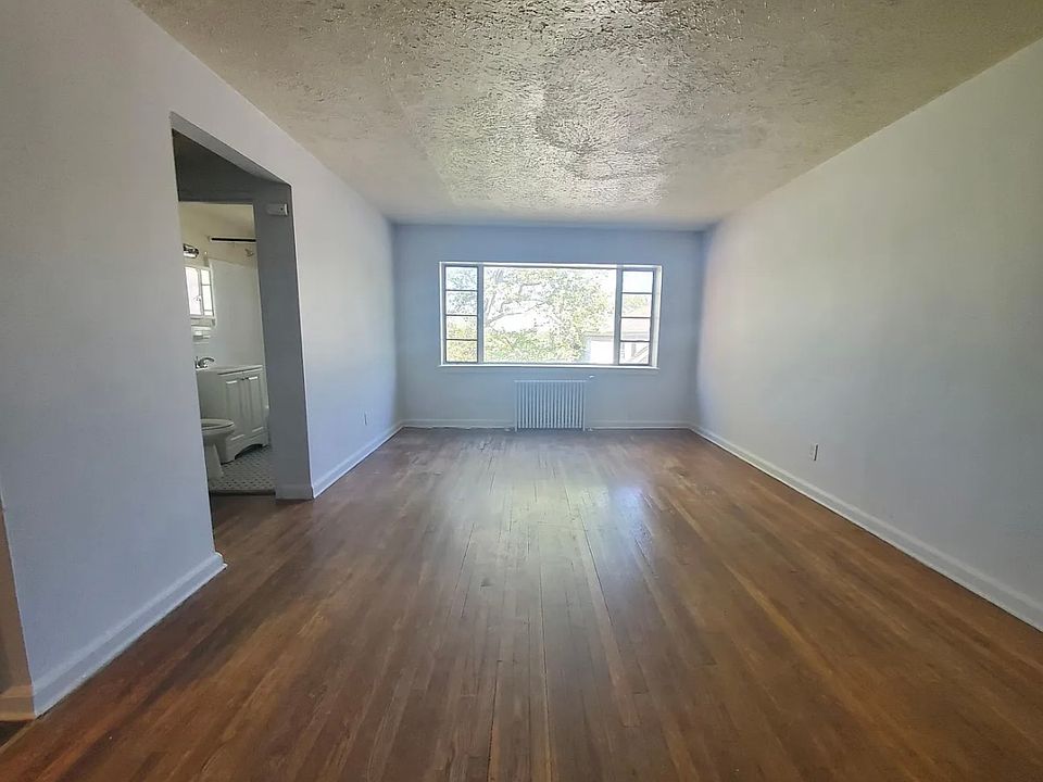 1st image of 716 Sanford Ave #10C