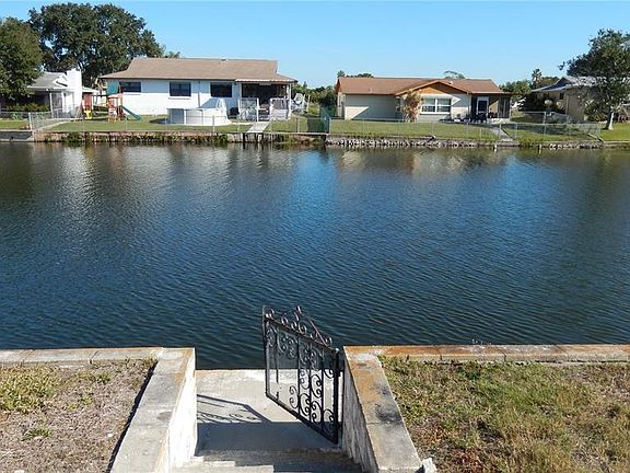 5th image of 2052 Norfolk Dr