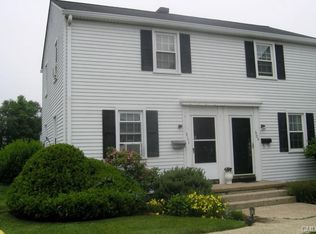 311 Sylvan Knoll Rd, Stamford, CT 06902