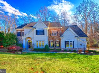 12193 Wild Horse Dr, Fairfax, VA 22033