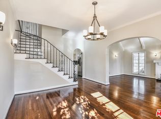 6717 Beverly Blvd #A, Los Angeles, CA 90036