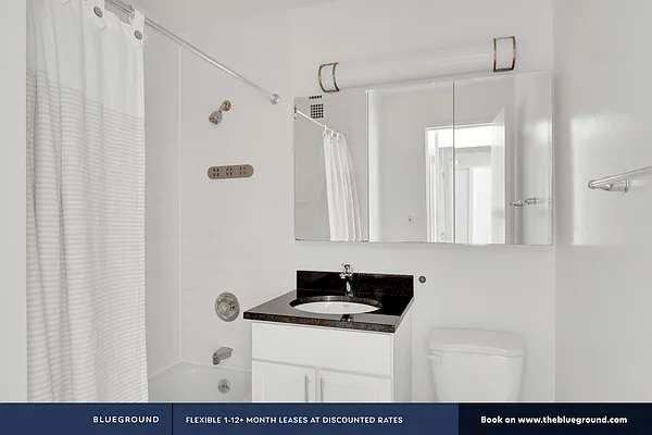 Rented by The Blueground | media 40