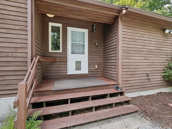 3rd image of 222 Bassett Mill Road