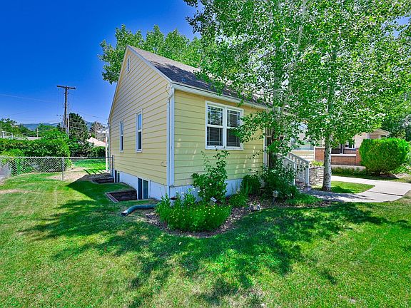 3rd image of 2789 S Alden St