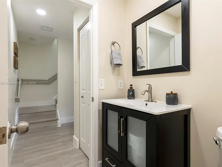 18606 SW 100th Ave #18606 — Photo 14