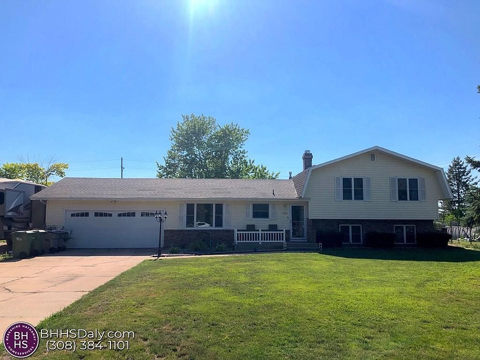 1st image of 2824 Goldenrod Dr