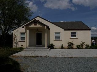 25575 Jones Rd, Escalon, CA 95320