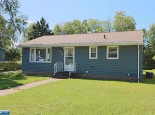 313 S 2nd St E, Aurora, MN 55705