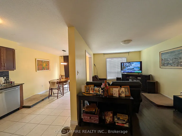 1834 Reilly Walk — Photo 7