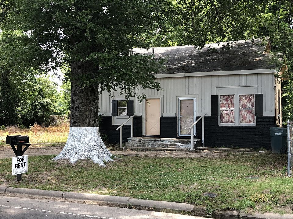 1st image of 2404 Lee Ave Unit B