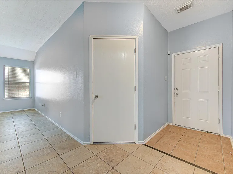 20003 Parkstone Bend Ln — Photo 10