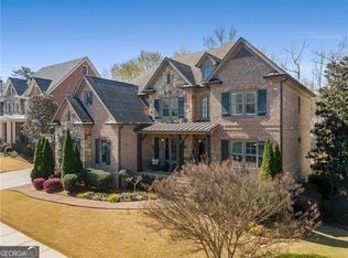 5176 Creek Walk Cir, Peachtree Corners, GA 30092
