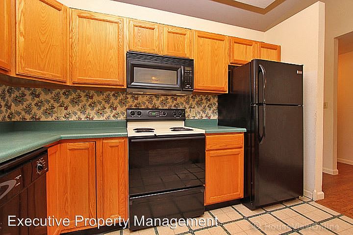 1st image of 1035 Aaron Dr