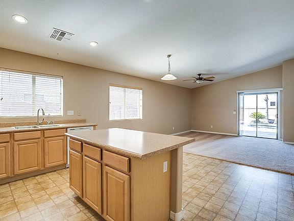 5th image of 1626 E Diego Dr