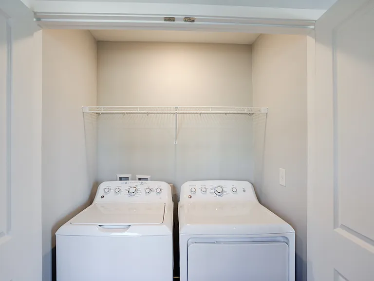 Cypress Point Apartments — Photo 17
