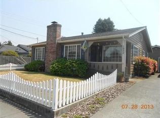 1932 Campton Rd, Eureka, CA 95503