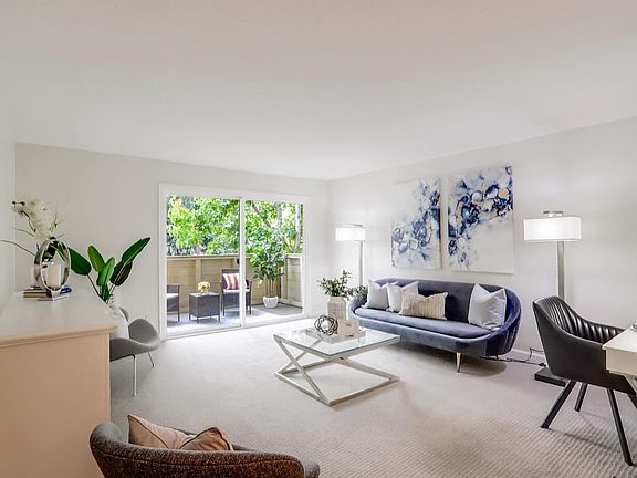 2nd image of 1033 Crestview Dr APT 208