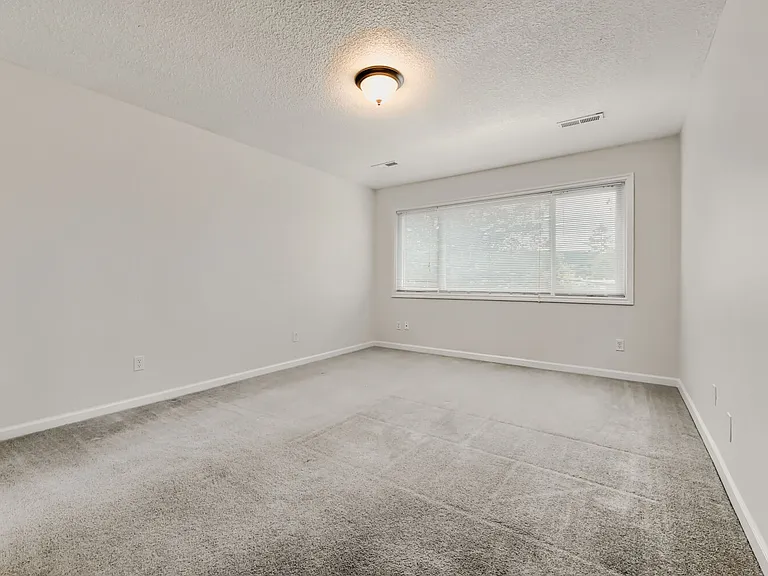 918 Jefferson St #918 — Photo 10