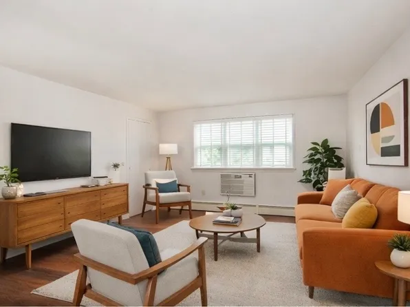 2467 Route 10 APT 15-3A, Morris Plains, NJ 07950