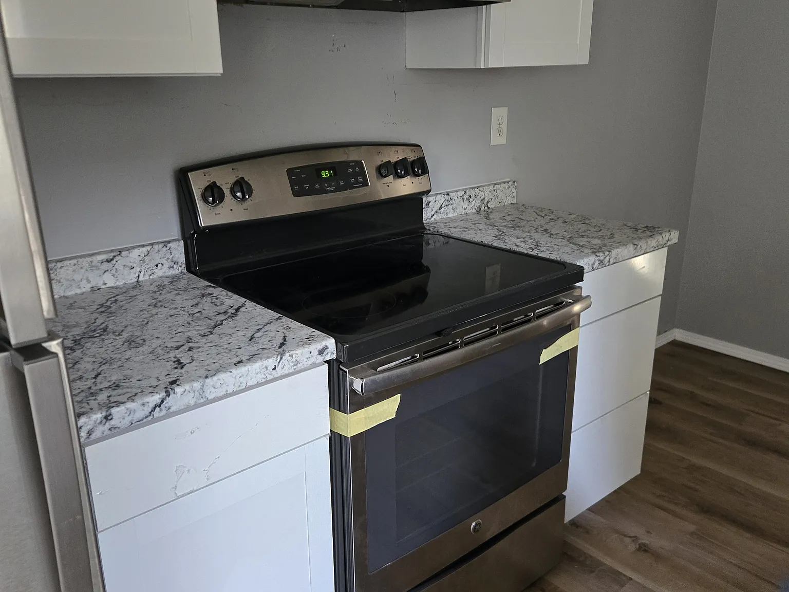 2 bed, 700 sqft, $1,745 — Photo 3