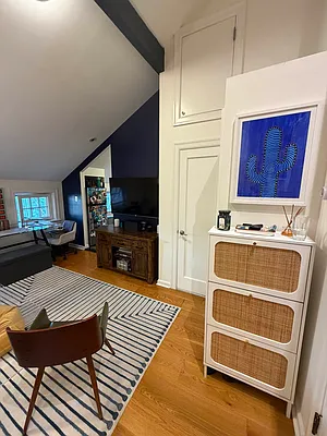 Living room, photo 2
