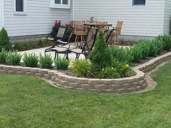 300 sq ft landscaped Patio