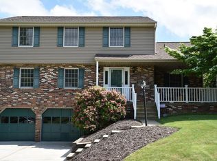 3050 Seminole Ct, Gibsonia, PA 15044