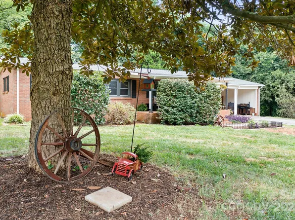 4417 King Wilkinson Rd, Denver, NC 28037