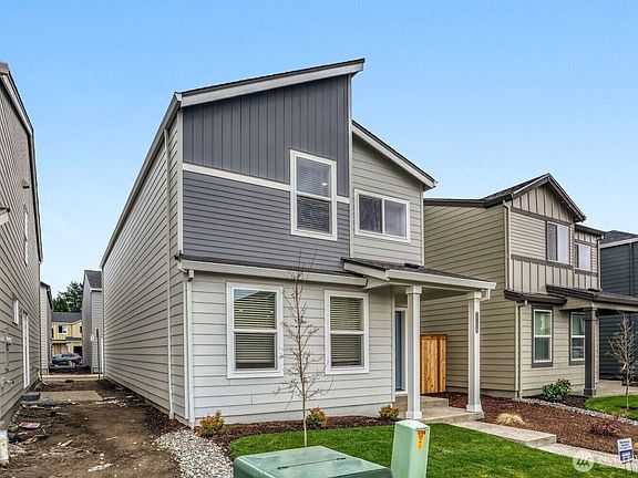 3rd image of 1109 SE 193rd Place