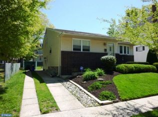 11 Poplar Ave, Merchantville, NJ 08109