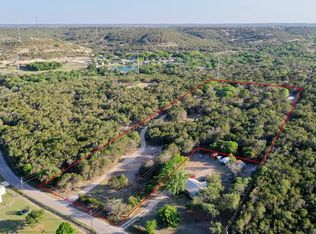 132 Valle Verde Rd, Kerrville, TX 78028
